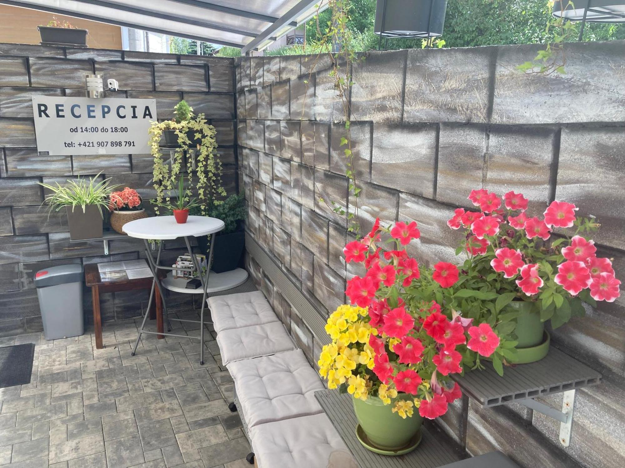 Apartmany I - Kafe Bojnice Dış mekan fotoğraf