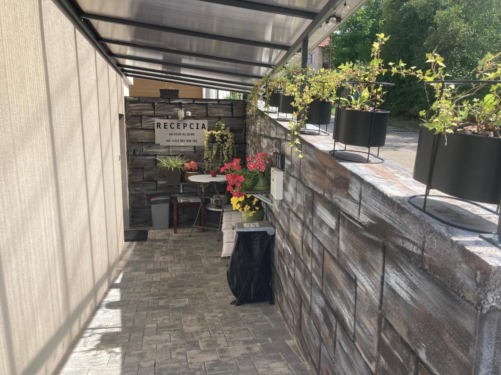 Apartmany I - Kafe Bojnice Dış mekan fotoğraf